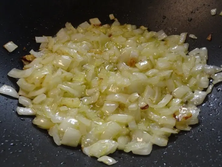 Макароны с гребешками и грибами: шаг 3