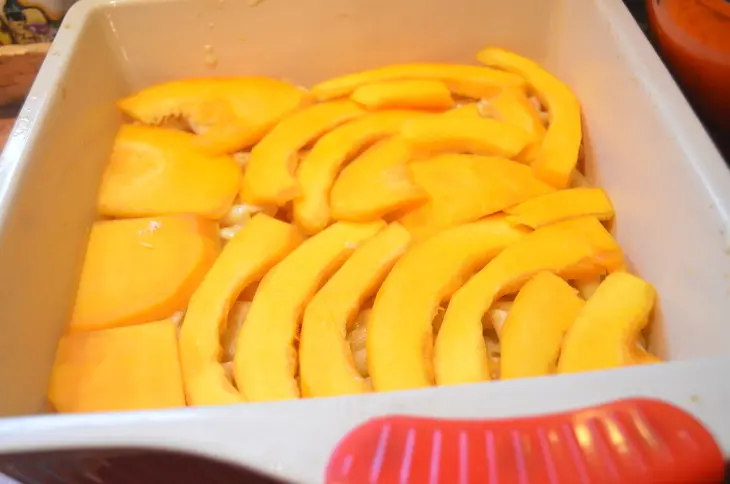 Лазанья из пенне с почками и соленым огурцом: шаг 5