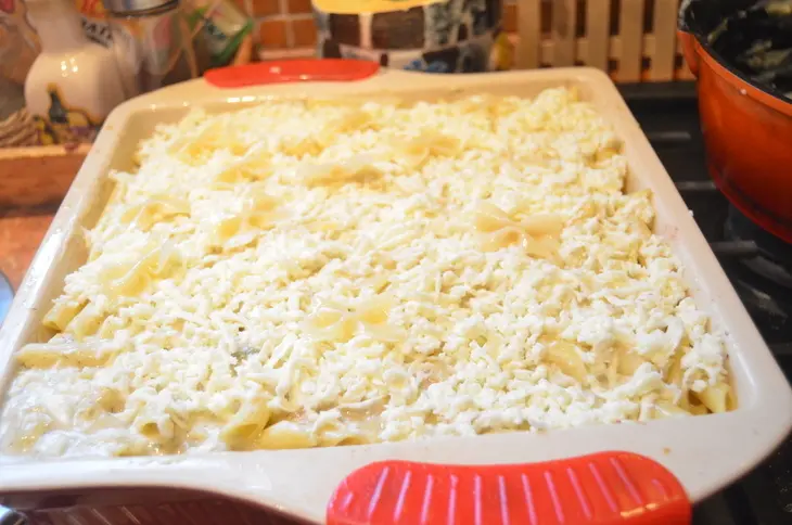 Лазанья из пенне с почками и соленым огурцом: шаг 8