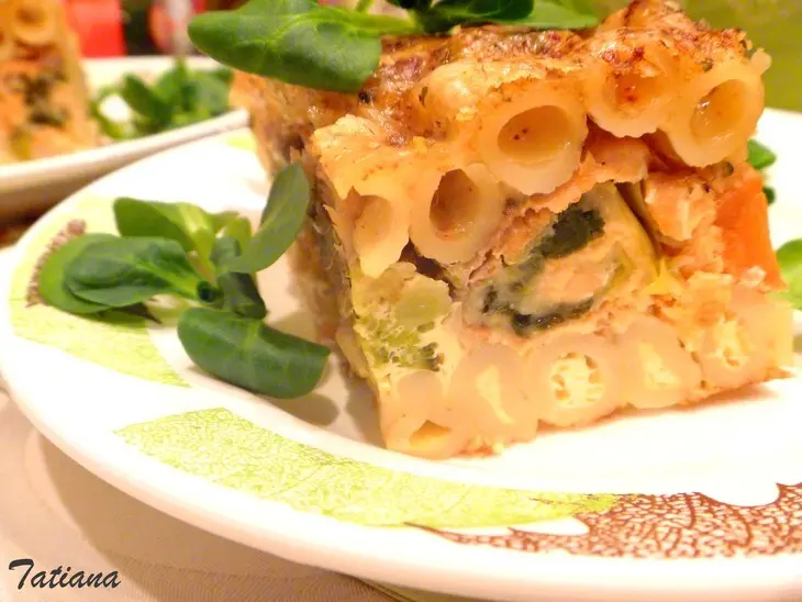 Запеканка из пасты penne rigate с рыбными рулетиками и овощами: шаг 6