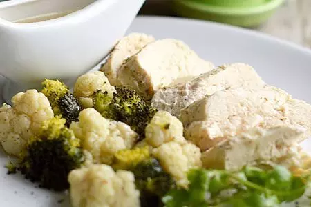 Запеченная куриная грудка и капустный микс на пару с лимонным соусом: шаг 6