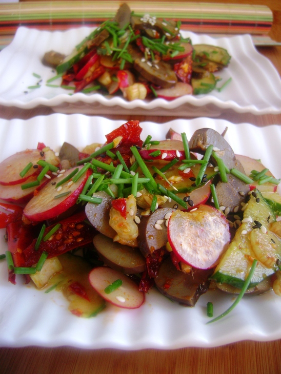 Ароматный салат из почек с овощами по-китайски: шаг 4