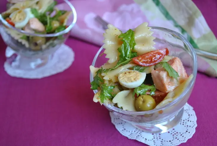 Легкий рыбный салат с оливками: шаг 9