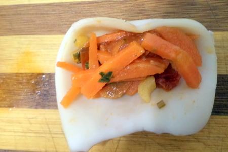 Легкая закуска- рулеты из кальмаров с морковью, овощами и оливками! для нашей зайки (krolya)!: шаг 3