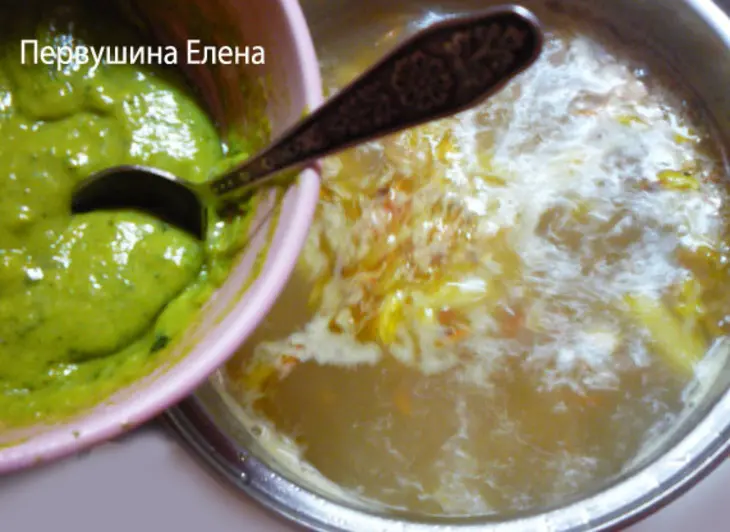 Суп с зелеными клецками: шаг 5