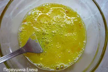 Язык, маринованный в соевом соусе и обжаренный в кляре из паприки: шаг 3