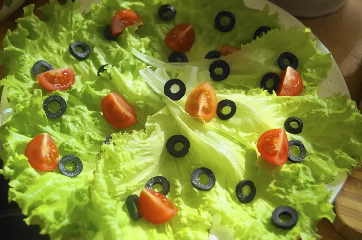 Салат с оливками и куриными фрикадельками: шаг 5