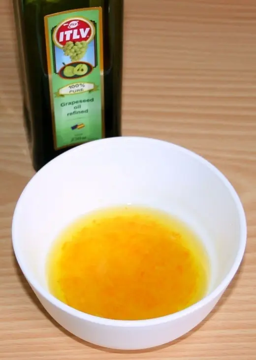 Морковный салат с грейпфрутом и креветками: шаг 1