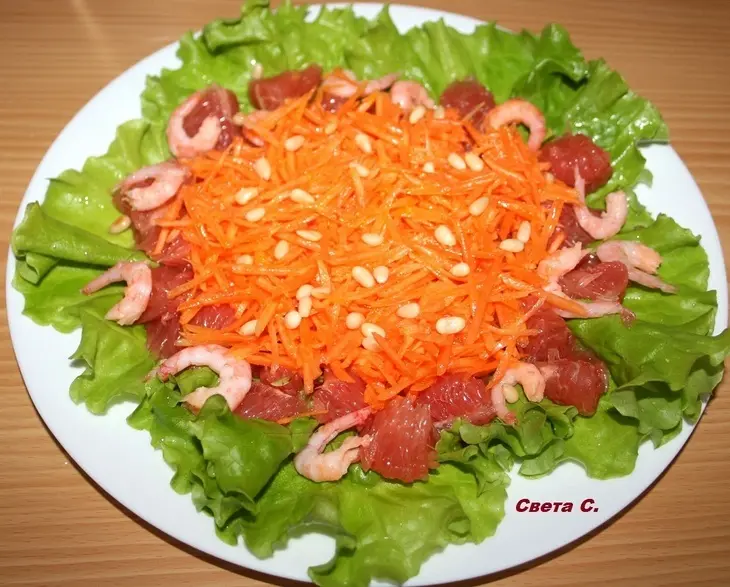 Морковный салат с грейпфрутом и креветками: шаг 5
