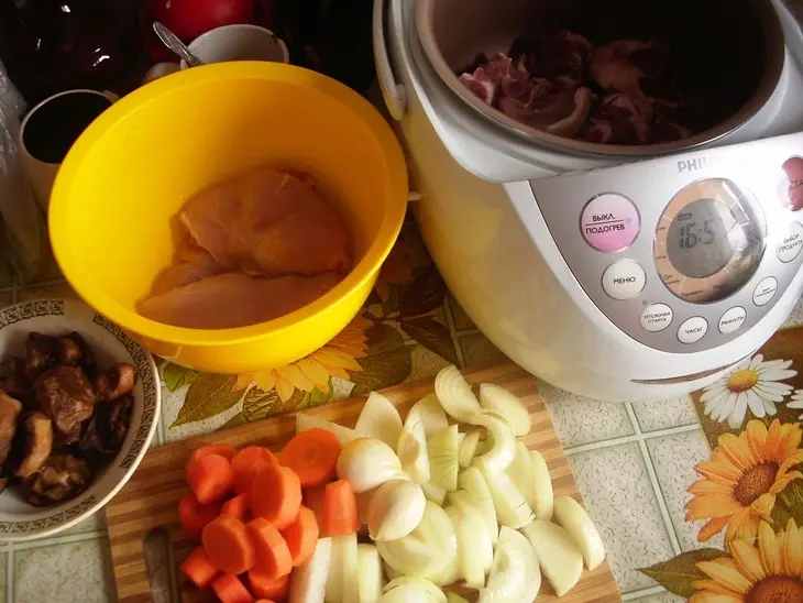 Паштет мясной с грибами: шаг 1