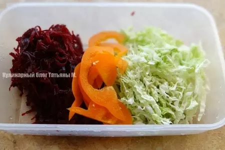 Свекольный салат с курагой и мандаринами: шаг 1