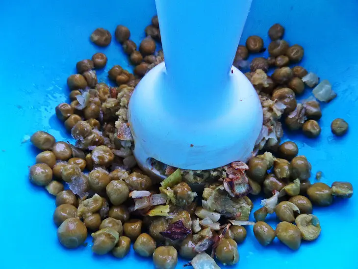 Закуска "триколор" с овощами и оливками: шаг 7