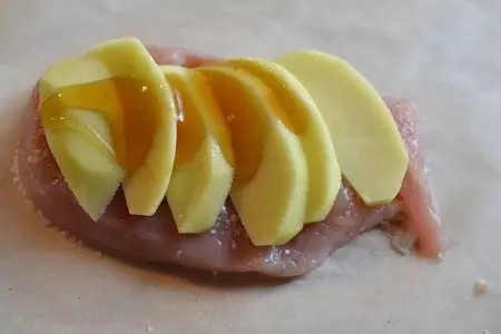 Нежная  курочка, в лимонно- медовом маринаде запеченная в пергаменте.: шаг 5