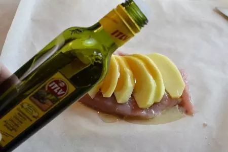 Нежная  курочка, в лимонно- медовом маринаде запеченная в пергаменте.: шаг 6