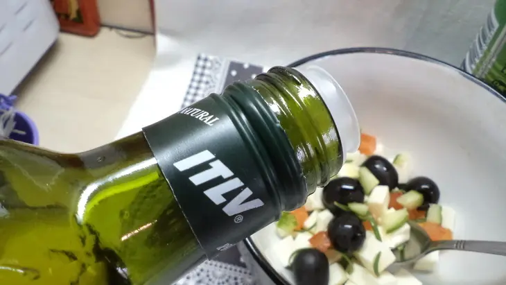 Томаты фаршированные  козьим сыром, маслинами и розмарином!: шаг 4