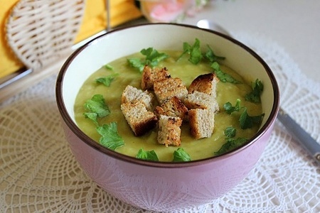 Постный суп-пюре из зеленого гороха с гренками: шаг 11