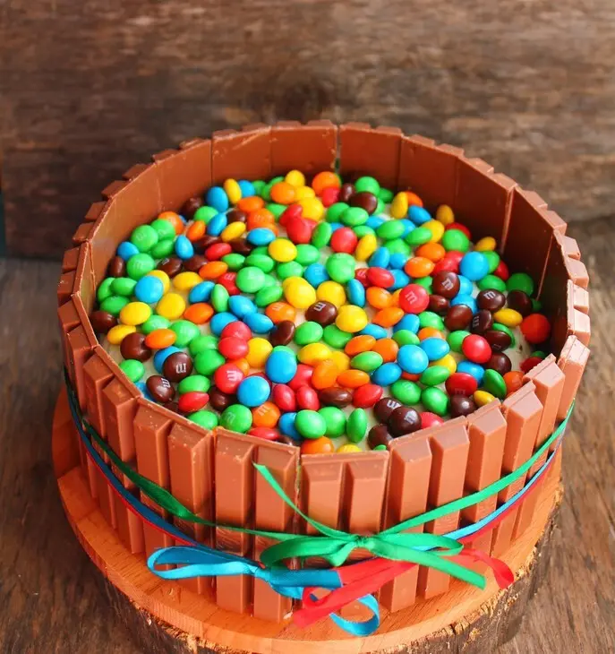 Торт m and ms (по случаю): шаг 11