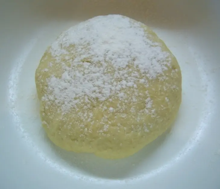 Пицца бьянка с розмарином и картофелем: шаг 3