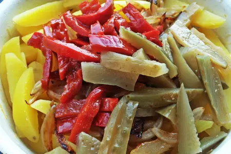 Постный картофельный салат "деревенский": шаг 7