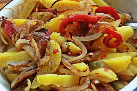 Постный картофельный салат "деревенский": шаг 8