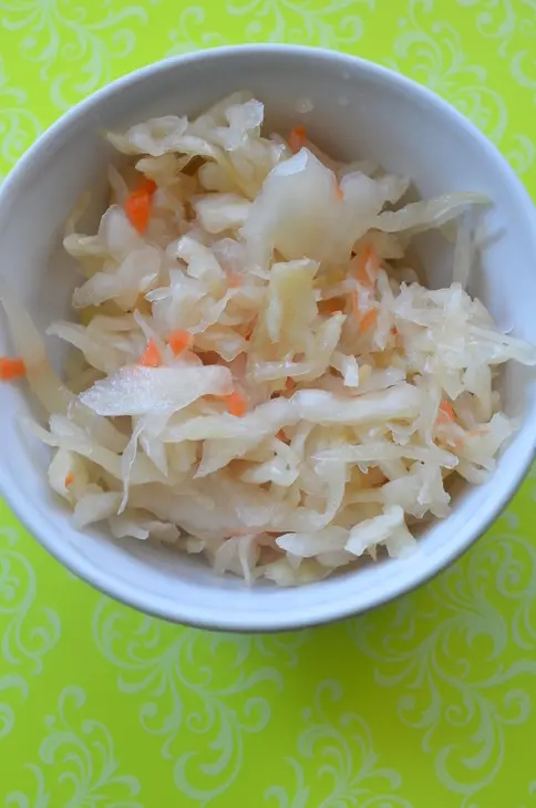 Киноа с квашеной капустой: шаг 1