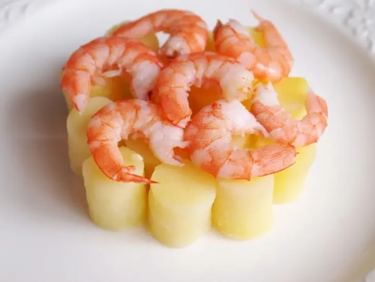 Салат с картофелем и креветками: шаг 5