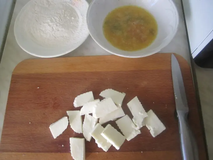 Салат с адыгейским сыром: шаг 2