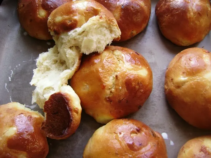 Ароматные крестовые булочки (hot cross buns) или пасха по-английски: шаг 3
