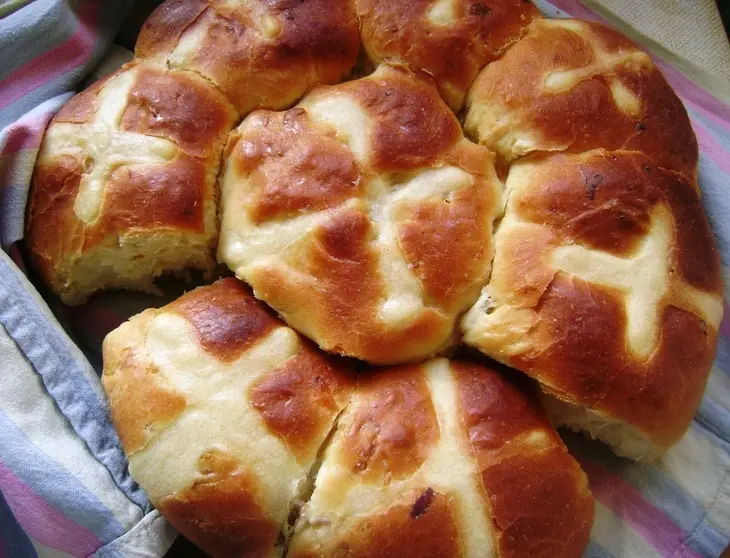 Ароматные крестовые булочки (hot cross buns) или пасха по-английски: шаг 4