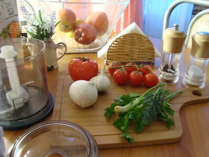 Куриные биточки с рисом басмати,яблоком и живым соусом.: шаг 5