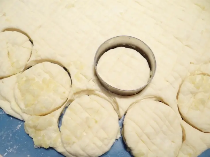 Картофельные слойки: шаг 9