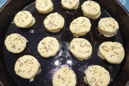 Картофельные слойки: шаг 11