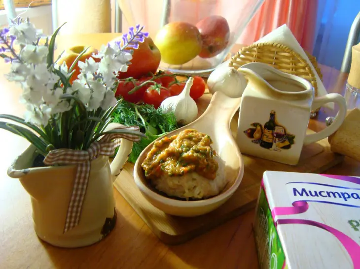 Куриные биточки с рисом басмати,яблоком и живым соусом.: шаг 9
