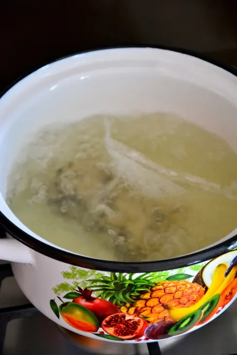 Блинчики с рисом и колбаской: шаг 1