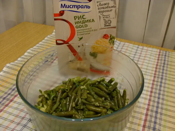 Пирог с рисом, фасолью и рыбой: шаг 2