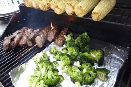 Мраморная говядина с кукурузой и броколи: шаг 6