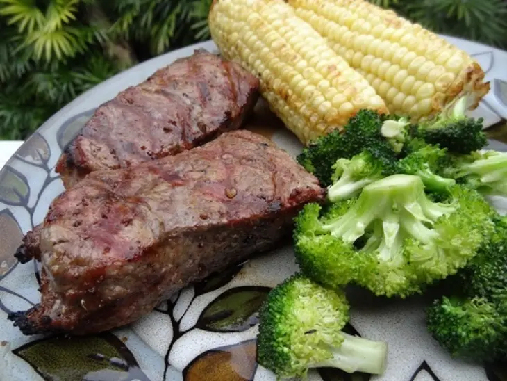 Мраморная говядина с кукурузой и броколи: шаг 7