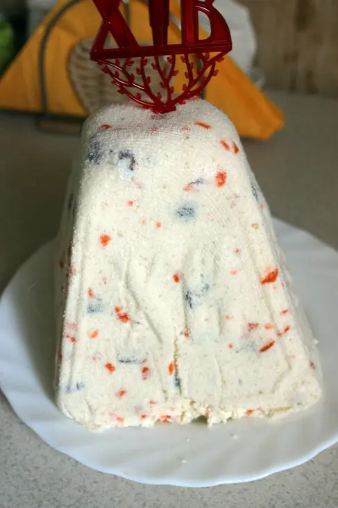Творожная пасха с цукатами и изюмом: шаг 9