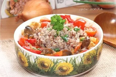 Каша рассыпчатая с грибами и овощами: шаг 8