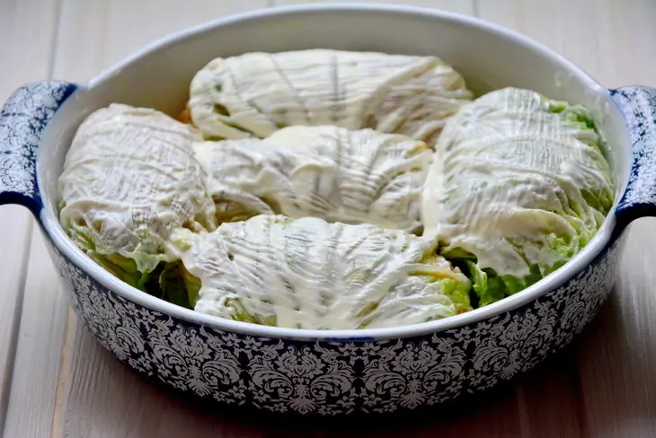 Рулетики из пекинской капусты с мясом и сладким перцем: шаг 7