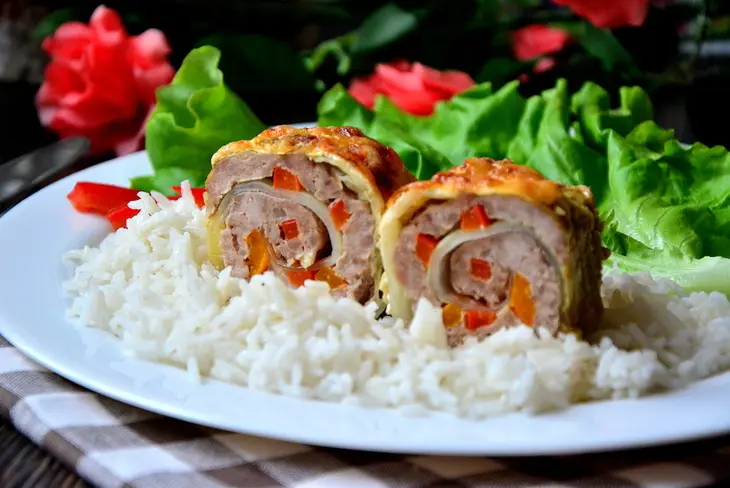 Рулетики из пекинской капусты с мясом и сладким перцем: шаг 11