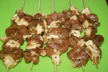 Тайские шашлычки из свинины муу пинг (หมูปิ้ง): шаг 7