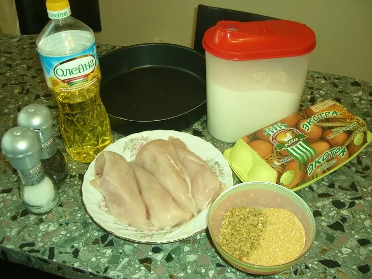 Курица в ореховой панировке: шаг 1