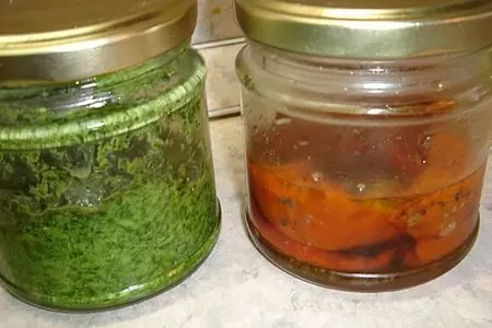Куриная грудка фаршированная вяленными помидорами и соусом из кинзы: шаг 1