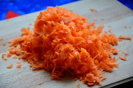 Бигос с капустой, фаршем и рисом: шаг 2