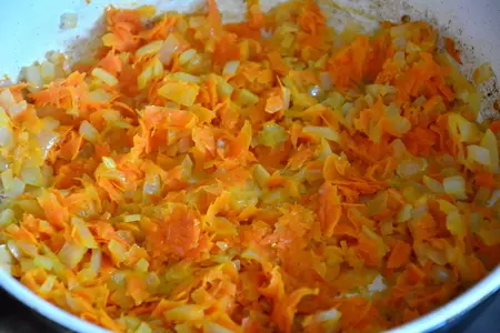 Бигос с капустой, фаршем и рисом: шаг 6