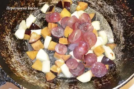 Фруктово-ягодный десерт с медовым рисом: шаг 6