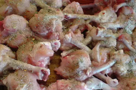 Горячая закуска из куриных крылышек//"лолипоп": шаг 2