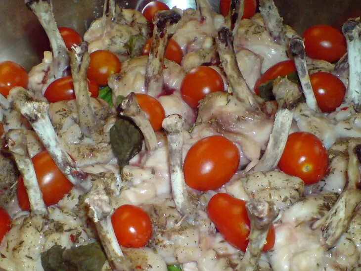 Горячая закуска из куриных крылышек//"лолипоп": шаг 5