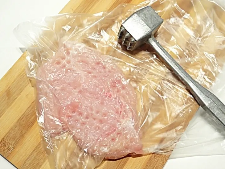 Куриные отбивные в гороховом кляре с рисом: шаг 1